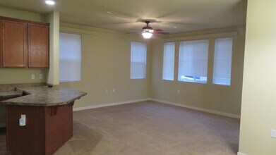 1613 Burnside Pl in Dupont, WA - Building Photo - Building Photo