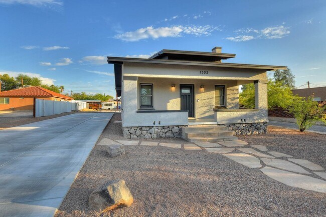 1302 E 9th St in Tucson, AZ - Building Photo - Building Photo
