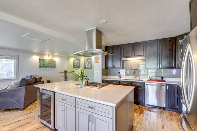 4860 Chase St in Denver, CO - Building Photo - Building Photo