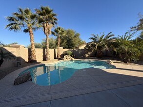 15642 W Devonshire Ave in Goodyear, AZ - Foto de edificio - Building Photo