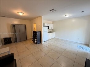 808 NW 19th St in Fort Lauderdale, FL - Building Photo - Building Photo