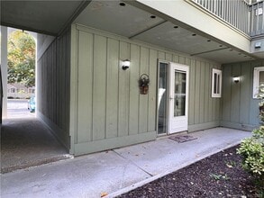 66 Nashville Rd in Bethel, CT - Building Photo - Building Photo