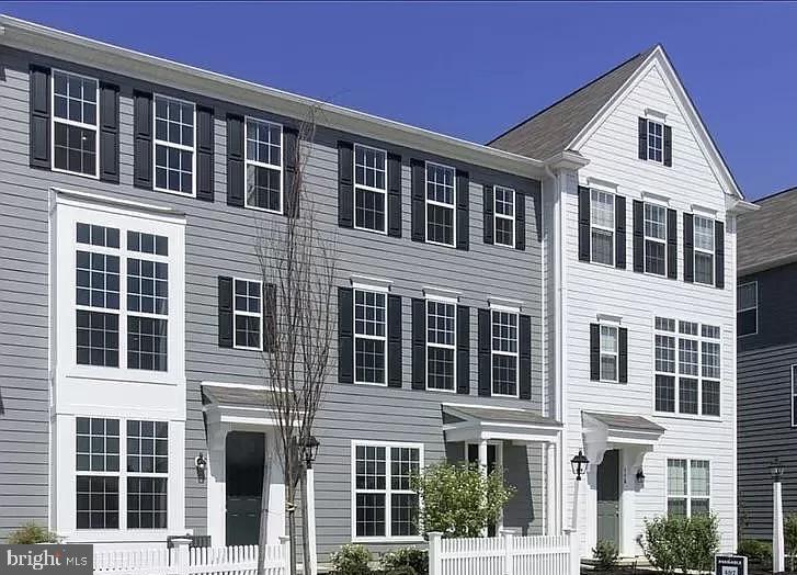 120 Morefield Wy in Mechanicsburg, PA - Building Photo