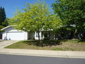 108 Ofria Dr in Folsom, CA - Building Photo