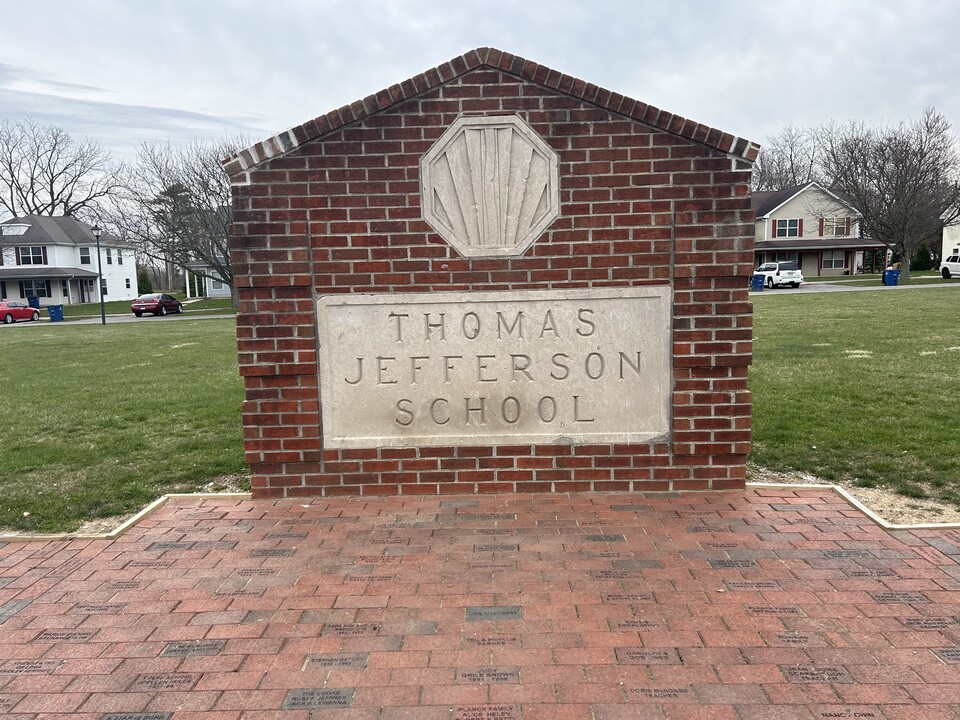 Thomas Jefferson Park in Marion, IN - Foto de edificio