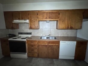 201 W Lincoln Ave in Copperas Cove, TX - Building Photo - Building Photo