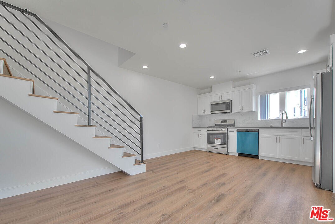 1015 Wilton Pl in Los Angeles, CA - Building Photo
