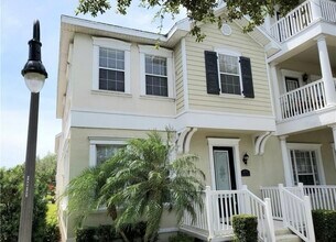 408 Blue Bayou Ln in Winter Springs, FL - Foto de edificio - Building Photo