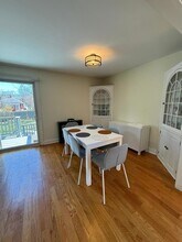 939 Wayne Ave in Deerfield, IL - Building Photo - Building Photo