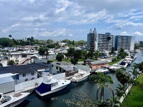 2601 NW 16th St Rd, Unit 734 in Miami, FL - Building Photo - Building Photo