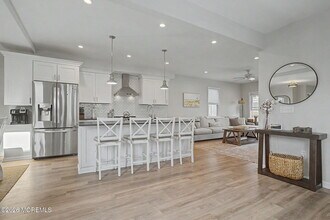 10 Center St in Rumson, NJ - Building Photo - Building Photo