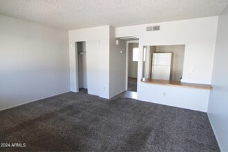 9230 N 6th St in Phoenix, AZ - Building Photo - Building Photo