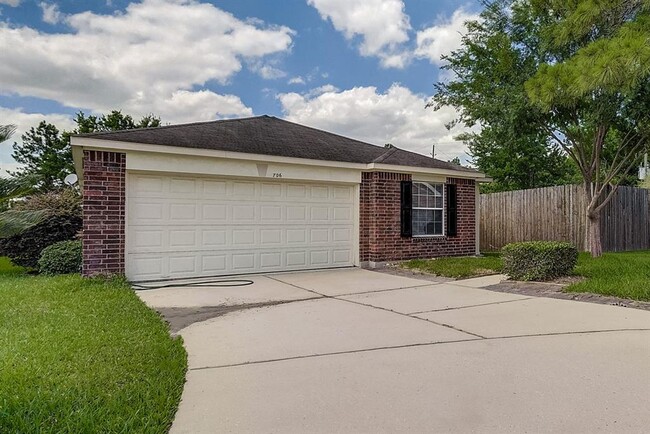property at 706 Silver Cliff Ln