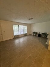 17121 NW 44th Ave in Miami Gardens, FL - Building Photo - Building Photo