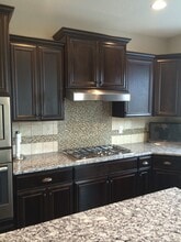 6346 NW Trowbridge Dr in Portland, OR - Building Photo - Building Photo