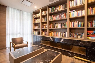 1399 Park Ave in New York, NY - Building Photo - Building Photo