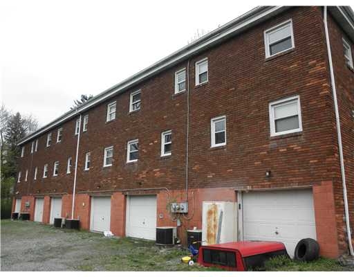 720-730 Brownstown Rd in North Huntingdon, PA - Building Photo - Building Photo