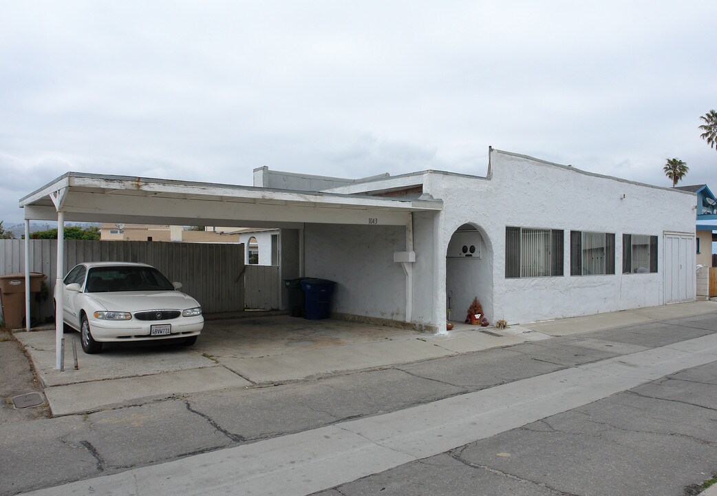 1043 Bath Ln in Ventura, CA - Building Photo