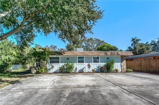 property at 208 Jody Ct