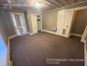 110 E Woodlawn Ave in Sikeston, MO - Building Photo - Building Photo