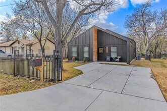 1900 Rosemary in Greenville, TX - Building Photo - Building Photo