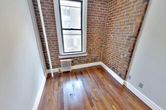 416 E 13th St in New York, NY - Building Photo - Building Photo