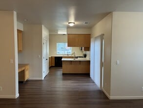 420 N Conejo Ave in Modesto, CA - Building Photo - Building Photo