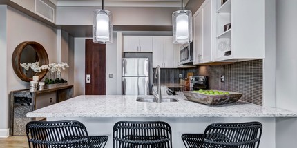 Point Place Residences in Baltimore, MD - Building Photo - Interior Photo