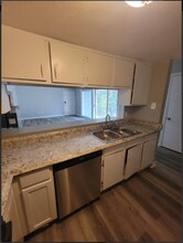 225 W McDowell Rd in Jackson, MS - Building Photo - Building Photo