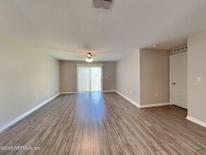 42 Rickenbacker Dr in Palm Coast, FL - Building Photo - Building Photo