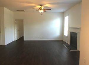 4544 Fairport Ct in High Point, NC - Building Photo - Building Photo