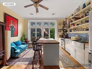 556 Washington Ave in Brooklyn, NY - Building Photo - Building Photo
