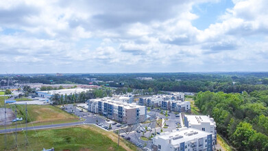 Avonlea Pointe in Duluth, GA - Foto de edificio - Building Photo