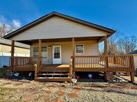 424 North Dr in Bloomington, IN - Building Photo