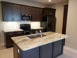 3515 Holmes Park Rd in Lincoln, NE - Building Photo - Building Photo