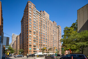 435 E 63rd St Apartamentos