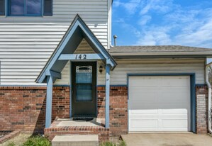 142 E. Wood in Clearwater, KS - Building Photo