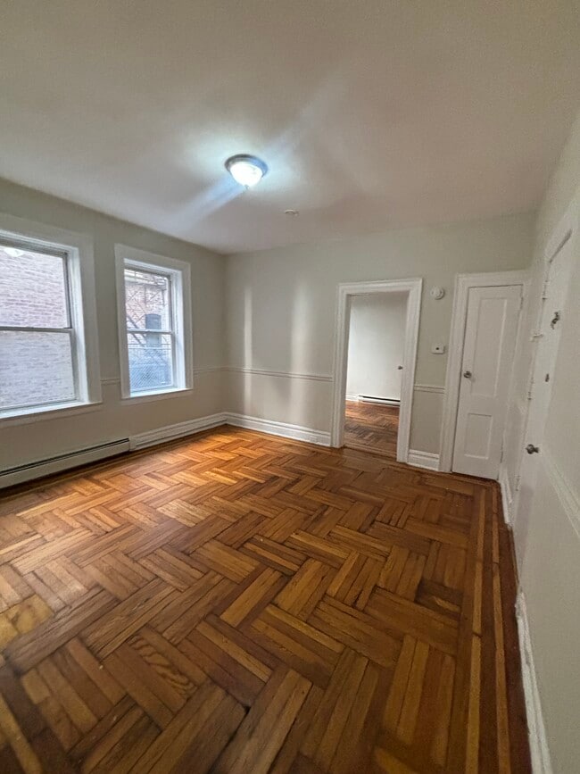 369 Park Ave, Unit 3 in Orange, NJ - Building Photo - Building Photo