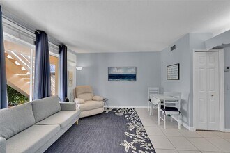 4627 Bougainvilla Dr in Lauderdale-by-the-Sea, FL - Building Photo - Building Photo