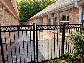 816 Claycourt Cir in Fort Worth, TX - Building Photo - Building Photo