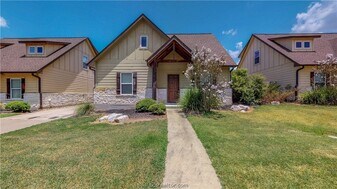 3416 Cullen Trail in College Station, TX - Building Photo