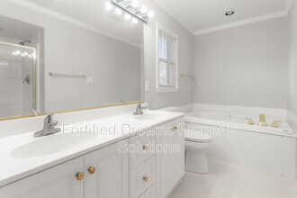 1517 Woodland Ave in Burlington, NC - Building Photo - Building Photo