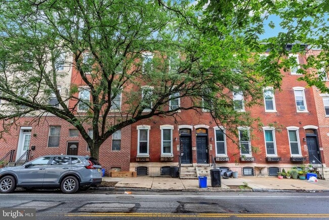 property at 1927 Christian St