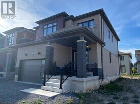 95 Lavender Rd in Thorold, ON - Building Photo
