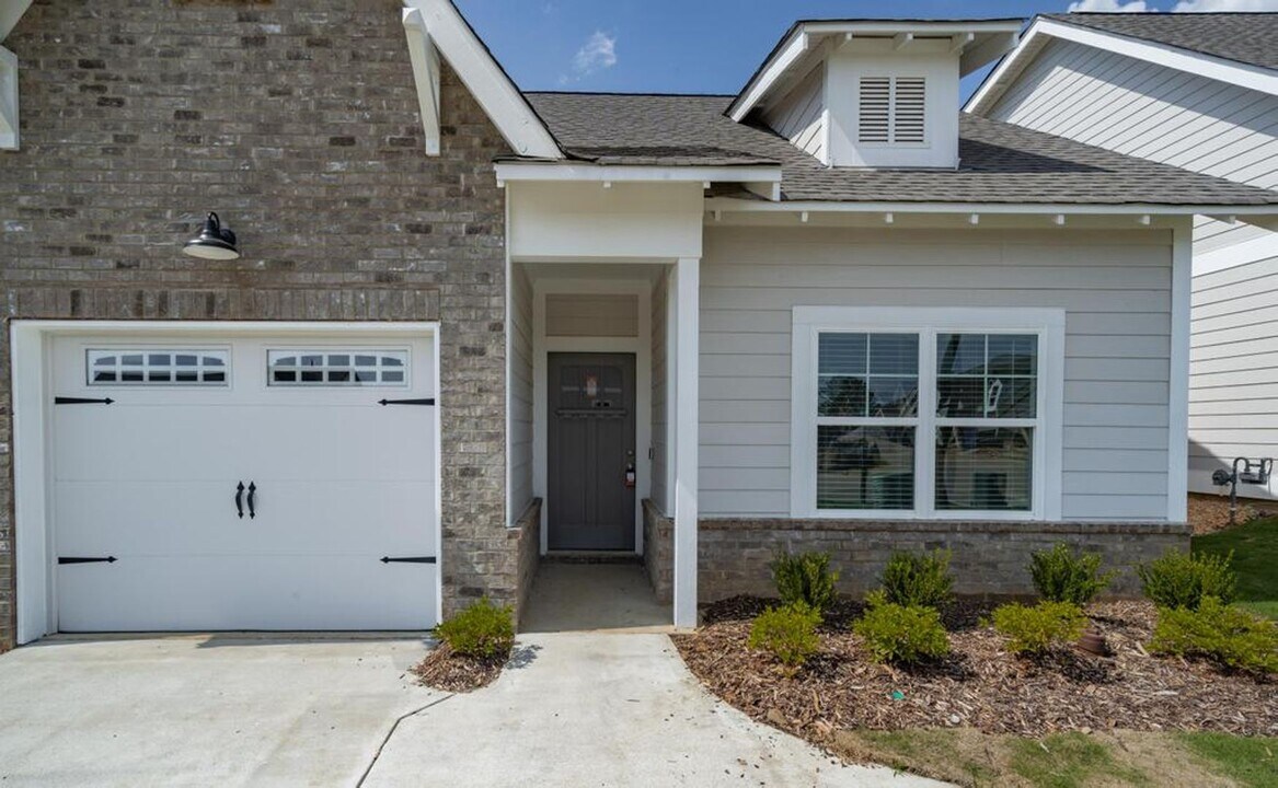 165 Patton Wy in Hoover, AL - Building Photo