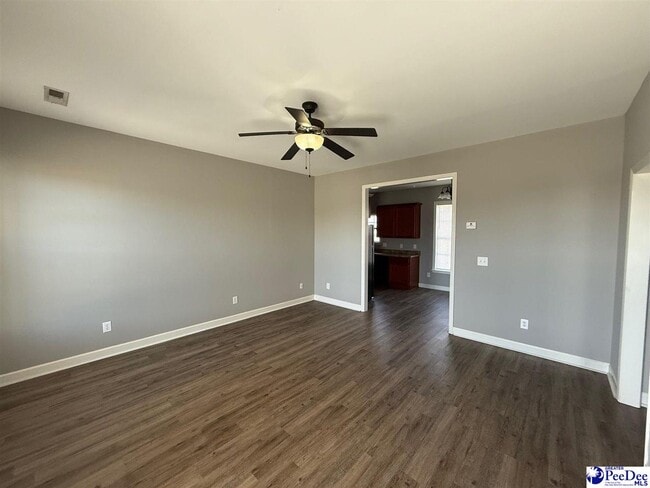 3042 Red Berry Circle in Effingham, SC - Building Photo - Building Photo