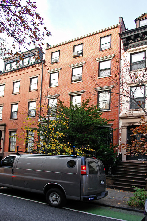 262 Henry St in Brooklyn, NY - Building Photo