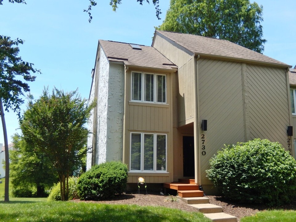 2730 Spinnaker Ct in Richmond, VA - Building Photo