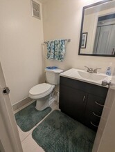 240 Sheffield J in West Palm Beach, FL - Building Photo - Building Photo