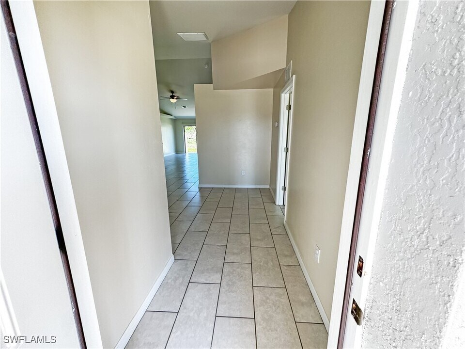 2003 Chiquita Blvd S in Cape Coral, FL - Building Photo
